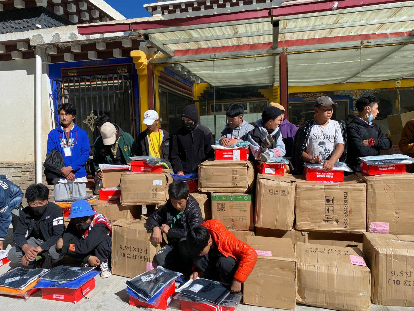 开云网页版·官方版在线登入-开云(中国)公益回顾丨家国同欢月同圆 温暖满载甘孜州(图7)