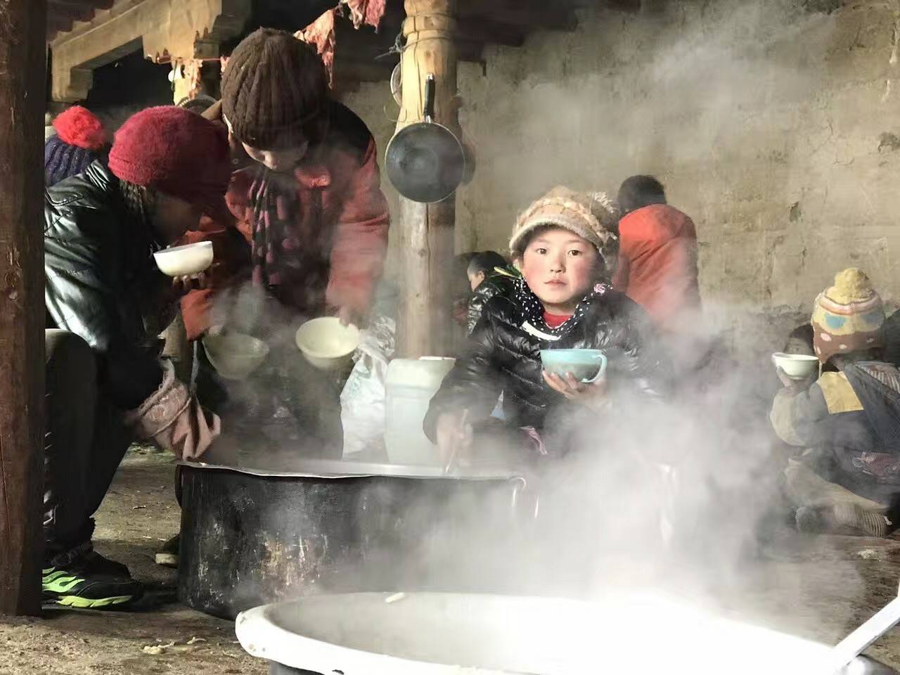 开云网页版·官方版在线登入-开云(中国)公益回顾丨家国同欢月同圆 温暖满载甘孜州(图10)